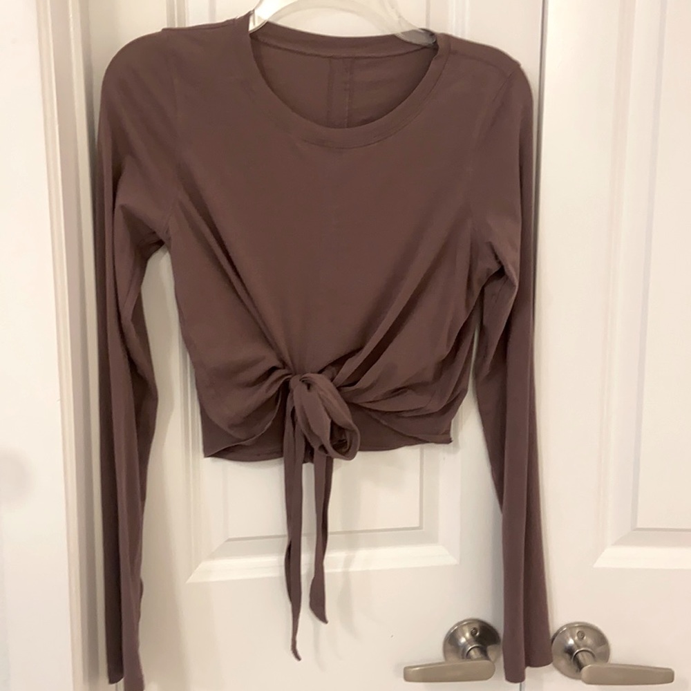 Gather and grow - Long sleeve tie front
